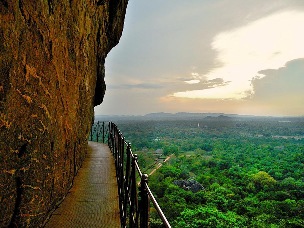 Fresco Water Villa Sigiriya Luaran gambar